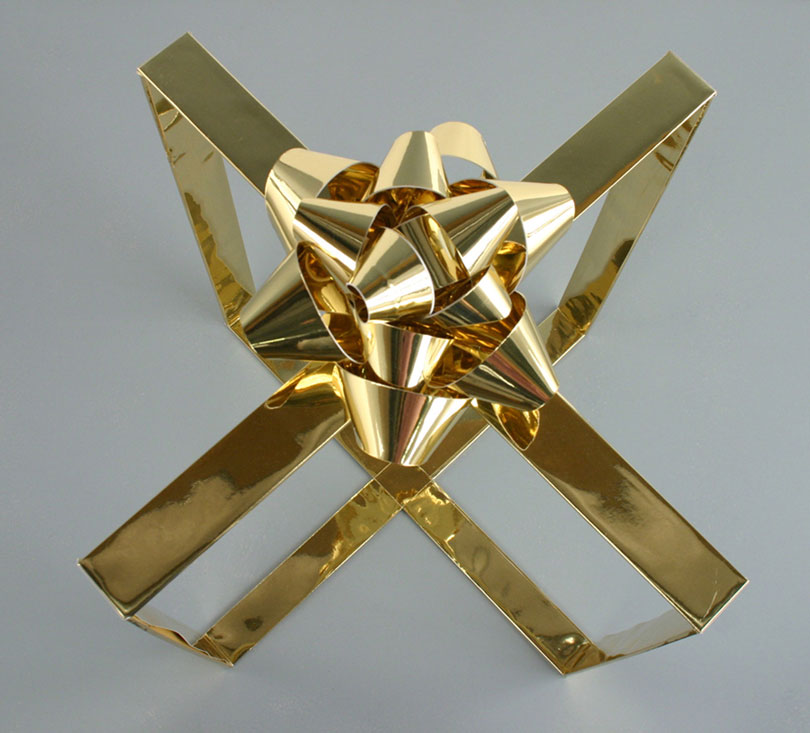 Gold Present, 2007, balsa wood and paper, 22 x 18 x 18 inches
		  / 56 x 48 x 48 cm